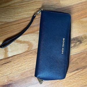 MK wallet